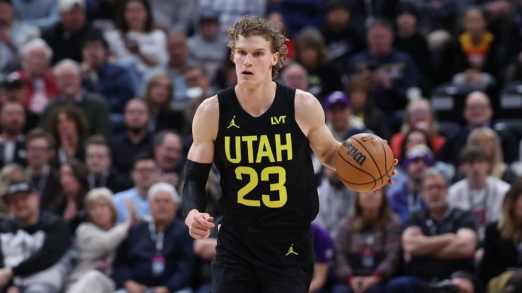 Sports Illustrated antoi kunniaa Lauri Markkasen suorituksille Utah Jazzissa.
