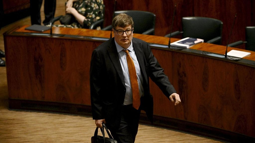 Kuvituskuvassa työministeri Arto Satonen eduskunnan täysistunnossa Helsingissä 14. toukokuuta 2024.