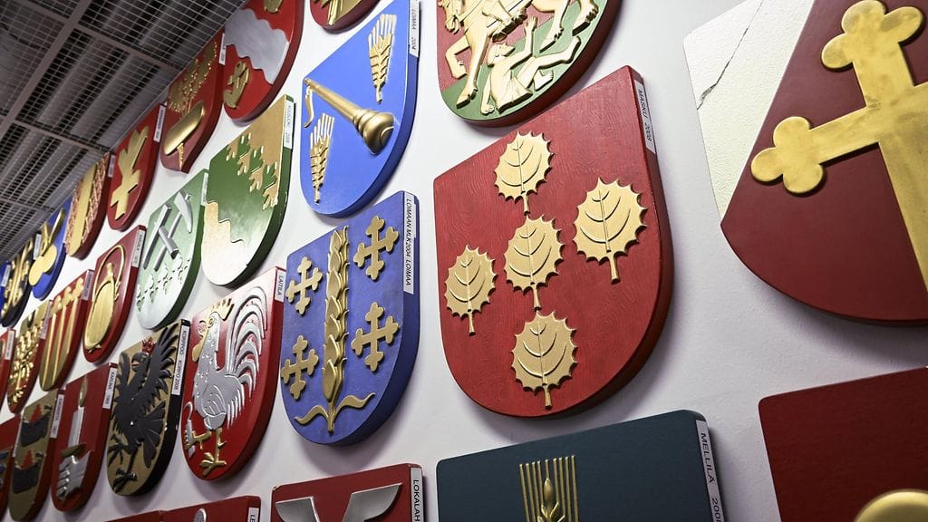 Suurin osa kuntien poliittisista päättäjistä näkee kuntansa talouskehityksen heikkona, surkeana tai jopa katastrofaalisena.