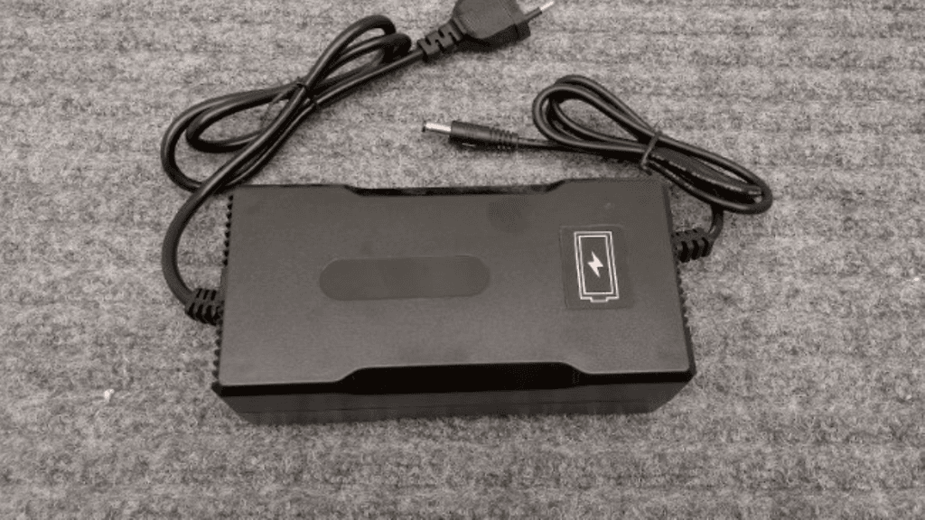 Power Charger YZ260 -latauslaide vedetään myynnistä.