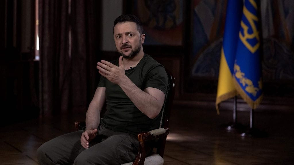 Zelenskyin mukaan Ukrainan rauhankokous tarvitsee Bidenia.