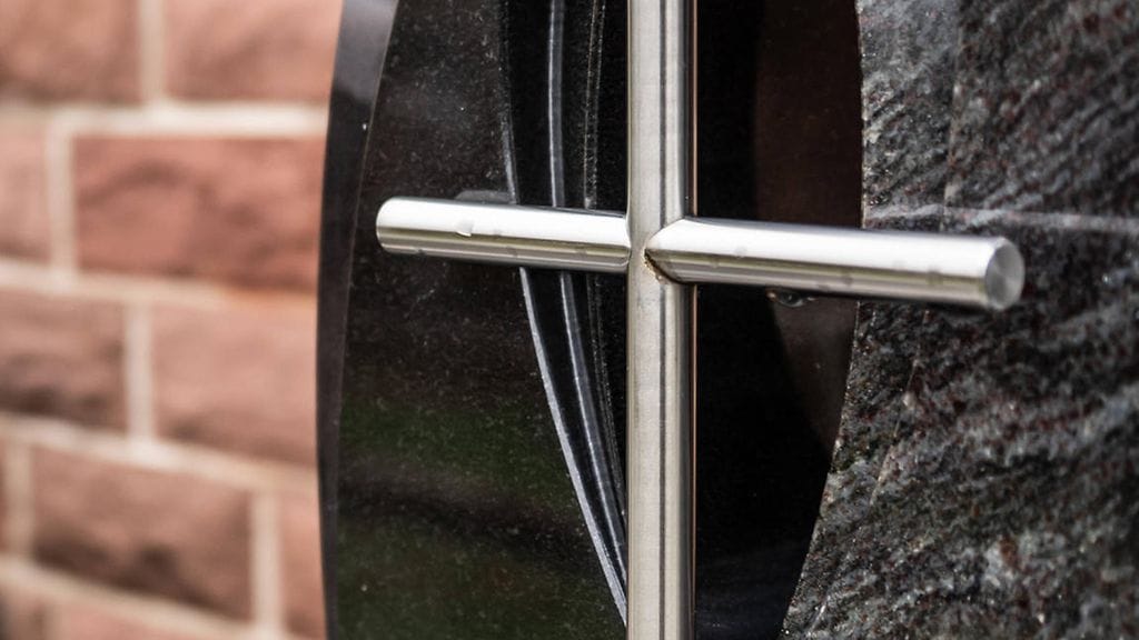 Pyhäinpäivän vietto on saanut alkunsa varhaiskeskiajan 700-luvulla.