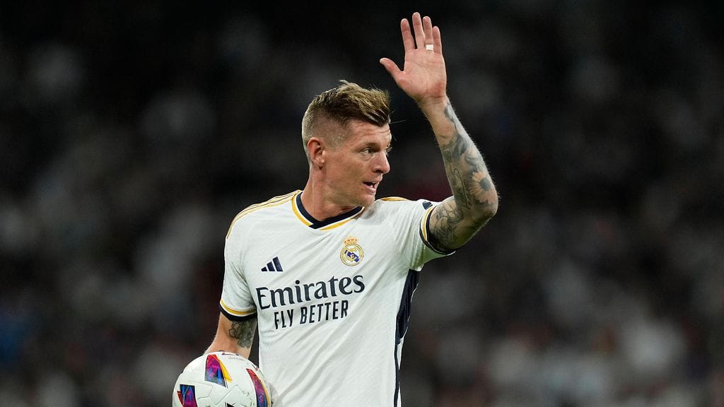 Toni Kroos, 34, lopettaa uransa tähän kauteen.