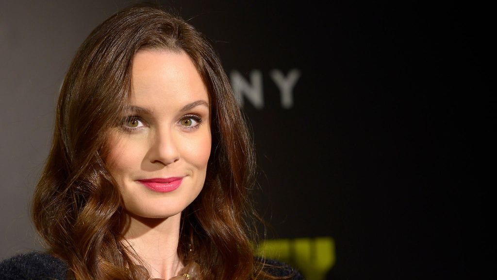 Sarah Wayne Callies esitti Pako-sarjan vankilalääkäri Sara Tancredia.