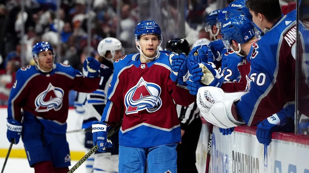 Artturi Lehkonen oli Coloradon kantavia voimia pudotuspeleissä.