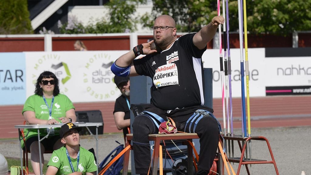 Teijo Kööpikkä yleisurheilun GP-sarjan osakilpailussa Kuortaneella kesäkuuta 2023.