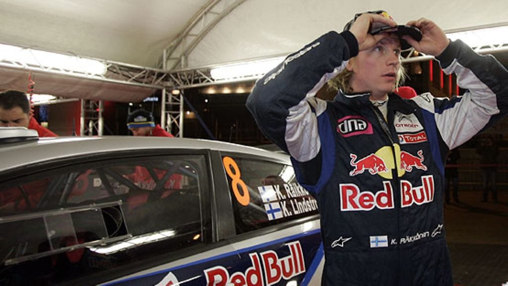 Kimi Räikkönen Walesin rallin testierikoiskokeella.