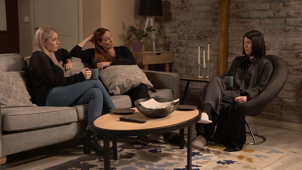 4596 01 joanna linda marianna