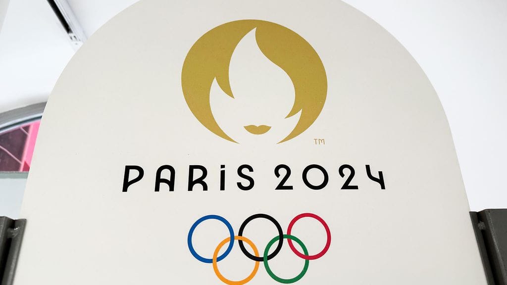 Kansainväline nyrkkeilyliitto palkitsee Pariisin olympialaisten mitalistit avoikätisesti.