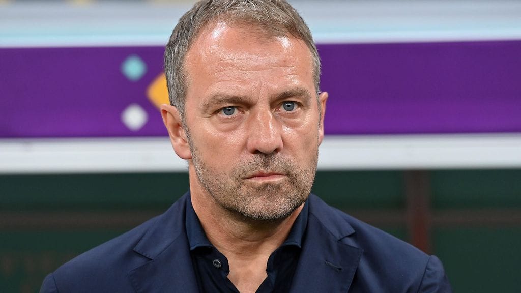 Hansi Flickin vuosipalkan kerrotaan olevan Barcelonan peräsimessä noin kolme miljoonaa euroa.