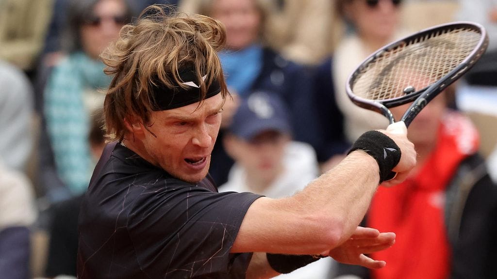 Andrei Rublevin taival Ranskan avointen kaksinpelissä päättyi kolmannella kierrokselle.