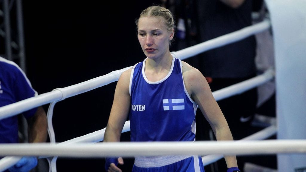 Vilma Viitanen kehässä Montenegrossa lokakuussa 2022.