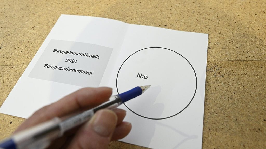 Kuvituskuva. Europarlamenttivaalien ennakkoäänestystä Espoon kulttuurikeskuksessa 29. toukokuuta 2024. Eurovaalien ennakkoäänestys alkoi keskiviikkona.