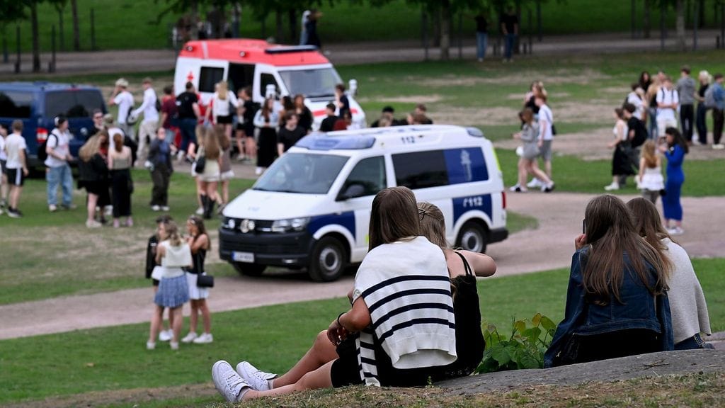 Kuvituskuvaa Kaivopuistosta.