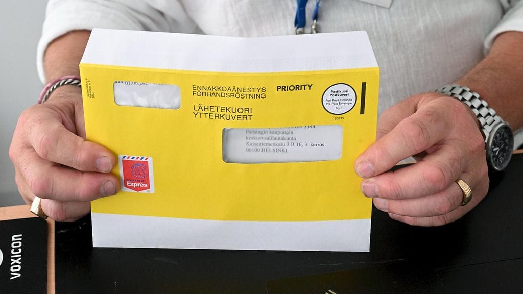 Ennakkoäänestys on käynnissä kotimaassa tiistaihin asti.