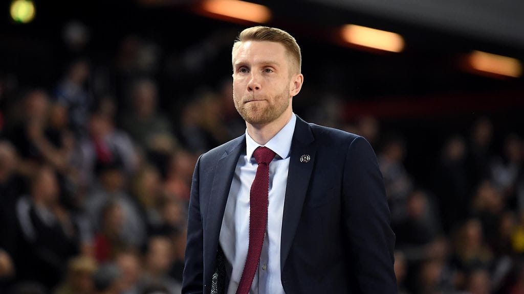 Tuomas Iisalon menestys eurooppalaisilla koripalloparketeilla jatkuu.