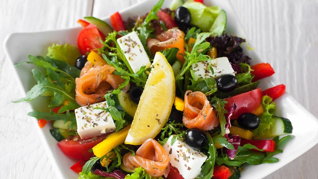 Vihreä Välimeren ruokavalio keräsi pisteet tutkimuksessa.