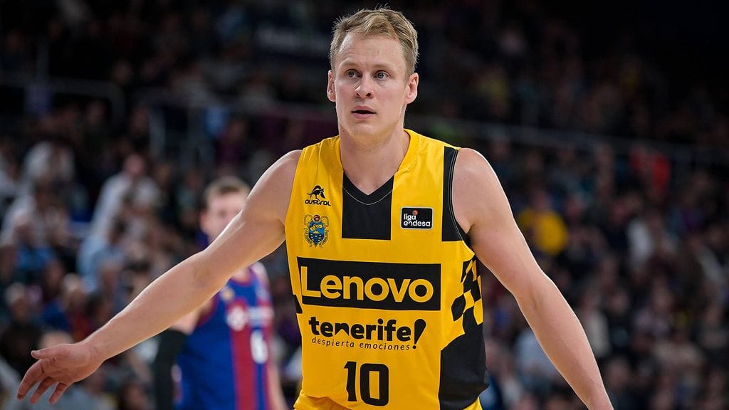 Sasu Salin on heittänyt eniten kolmen pisteen koreja koripallon Mestarien liigassa.