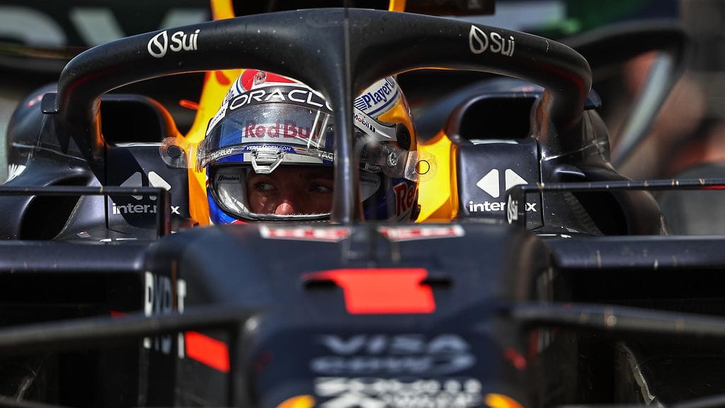 Red Bullin Max Verstappenin harjoitukset jäivät kesken auto-ongelmien takia.