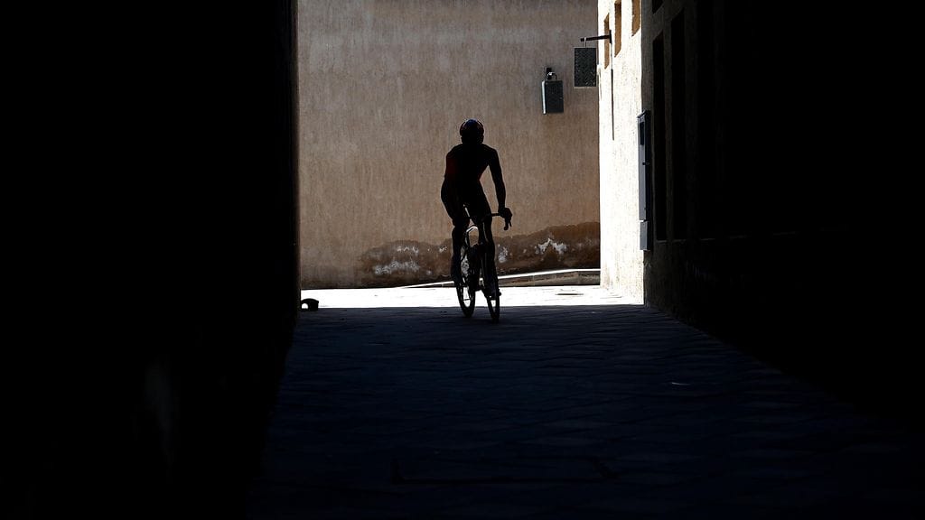 MM- ja EM-kisoissa kilpaillut urheilija on poissa. Kuvituskuva.