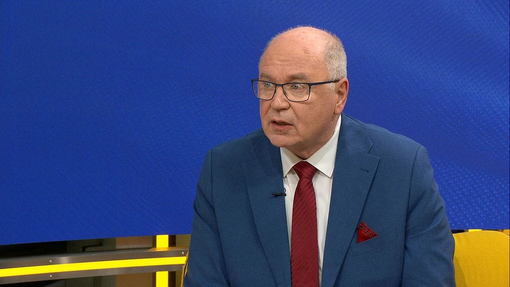 Eero Heinäluoman mukaan komission esitys budjetiksi näyttää huolestuttavalta.