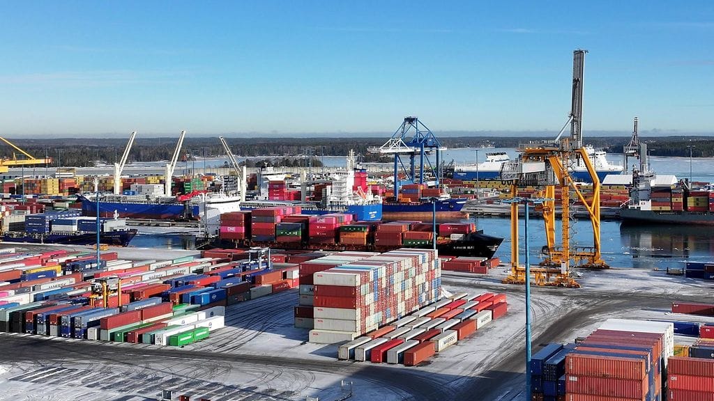 Kausitasoitettu teollisuustuotanto kasvoi huhtikuussa 0,1 prosenttia maaliskuuhun verrattuna.