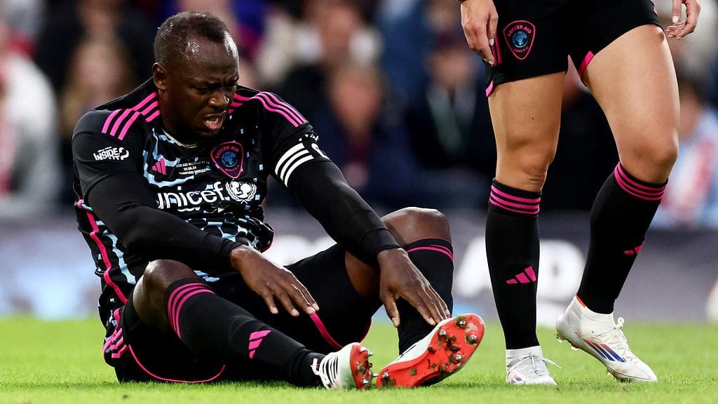 Usain Bolt loukkaantui Soccer Aid -hyväntekeväisyysottelussa.