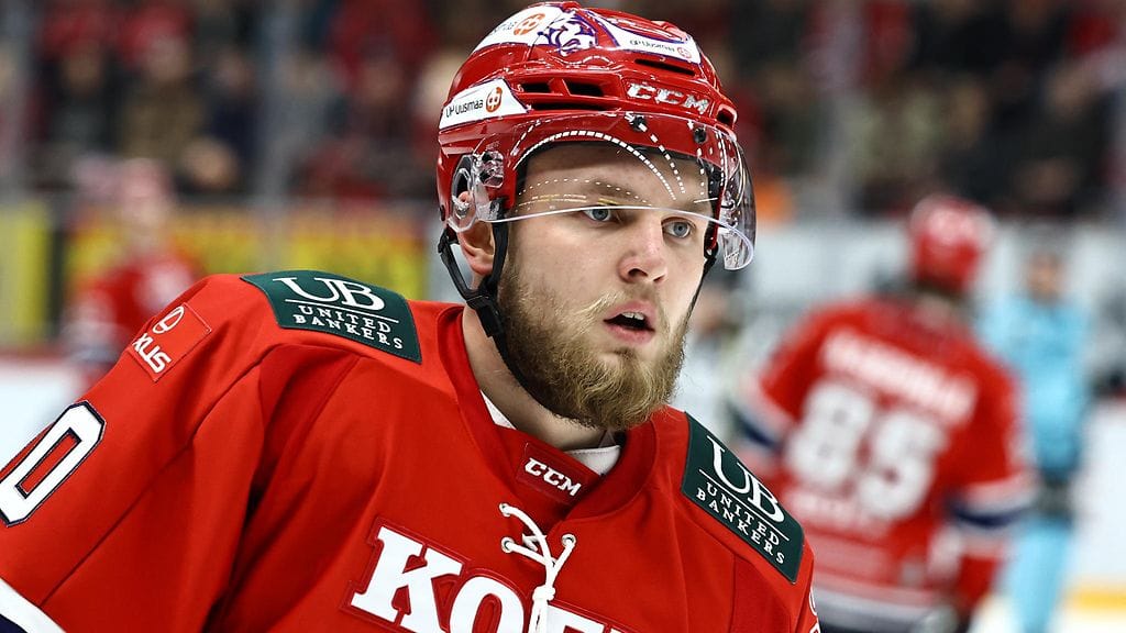 Kristian Vesalainen jatkaa ensi kaudella HIFK:ssa.