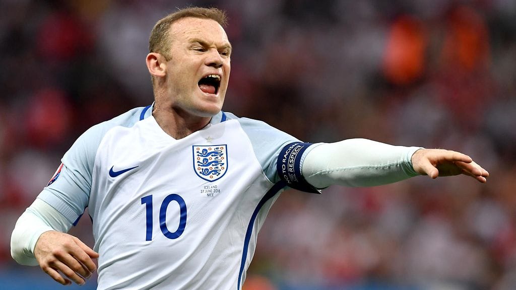 Wayne Rooneyn kipparoima Englanti putosi Islannille vuoden 2016 EM-kisojen neljännesvälierissä.