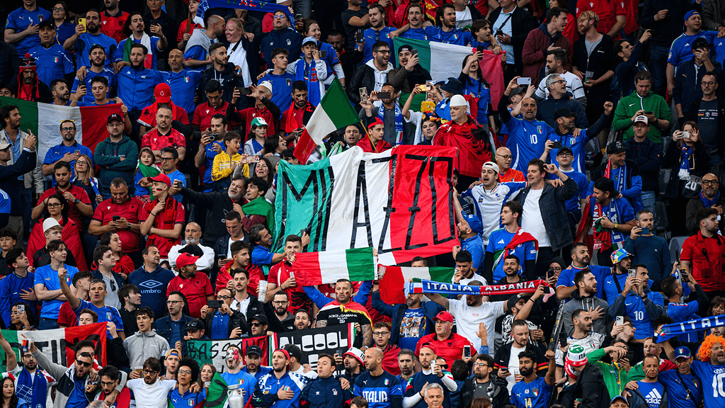 Dortmundin alueen poliisi pidätti yli 50 italialaisfania ennen Italian ja Albanian EM-ottelua.