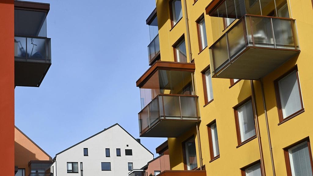 Kirstinharjun kerrostaloalue Espoon Suvelassa. Kuvituskuva.