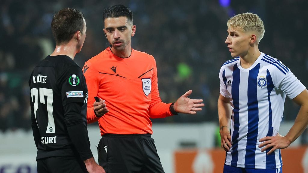 Kuvaa viime syksyltä, kun HJK kohtasi UEFA:n Konferenssiliigassa saksalaisen Eintracht Frankfurtin Helsingissä.