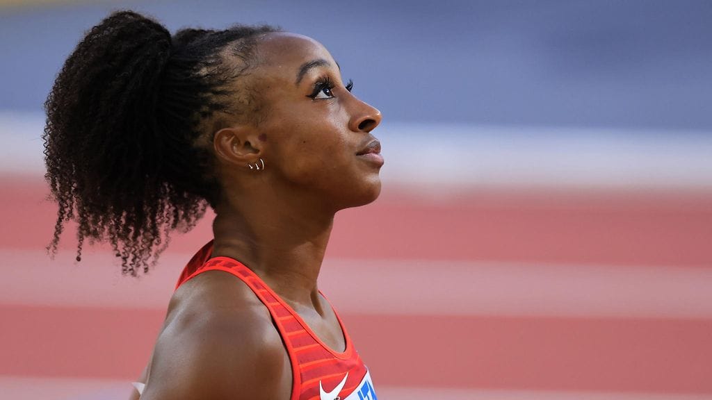 Jasmine Camacho-Quinnin matka pysähtyi jo toisella aidalla.