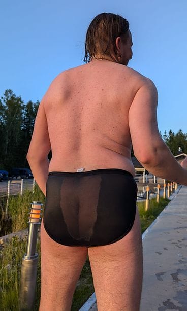 Roni Alhon kaveriltaan lainaamat uimapöksyt eivät olleet enää priimat