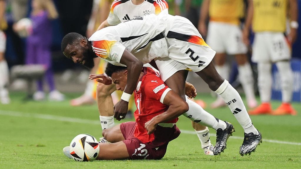 Antonio Rüdiger, 31, urakoi Saksan alkulohkopeleissä täydet minuutit.