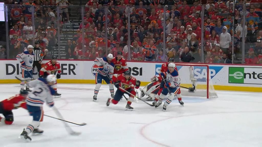 "Luostarinen pelasti siinä maalin" – suomalaishyökkääjältä iso blokki kolmannessa erässä