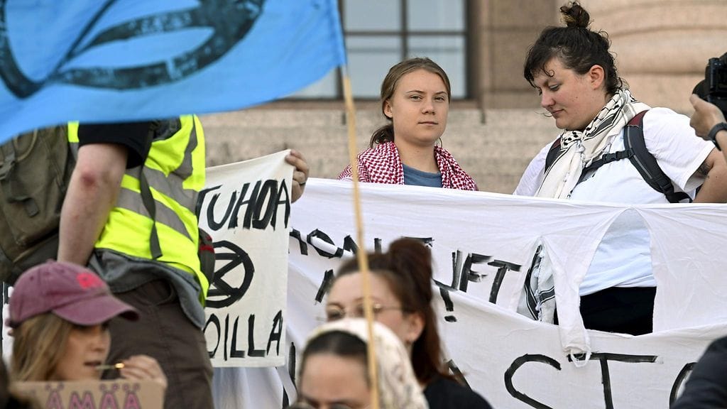 Elokapina ja Greta Thunberg Helsingissä 25062024