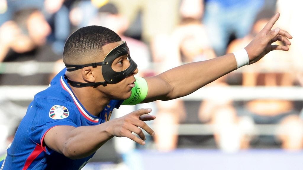 Kylian Mbappén Ranska kohtaa neljännesvälierissä Belgian.