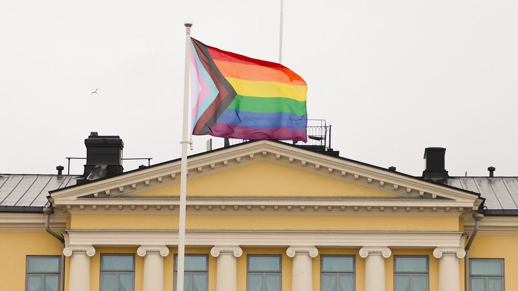 Sateenkaariliput liehuvat tänään Helsingissä osana Pride-kuukauden päätapahtumaa.