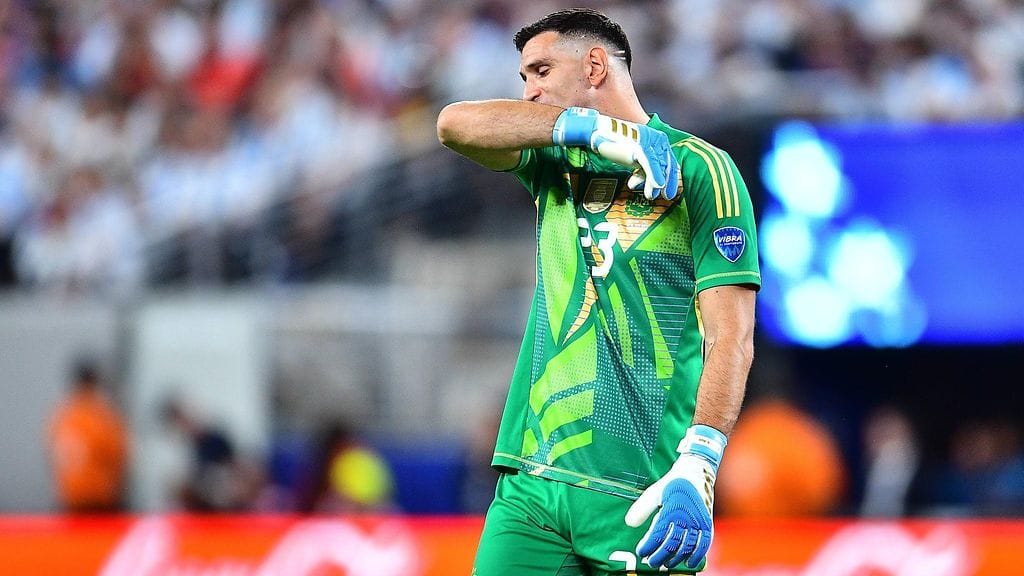 Emiliano Martinez on yksi Copa American olosuhteita kritisoineista pelaajista.