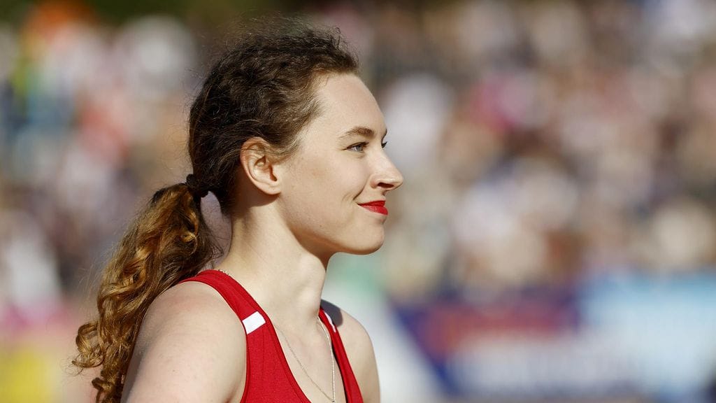 Ella Junnila hyppäsi hiljattain naisten korkeushypyn uudeksi SE-tulokseksi 197.