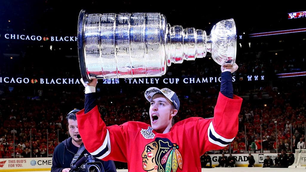 Teuvo Teräväinen palaa Chicago Blackhawksiin.