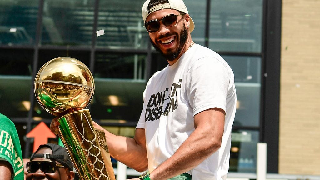 Jayson Tatum Celticsin mestaruusjuhlissa 21. kesäkuuta.