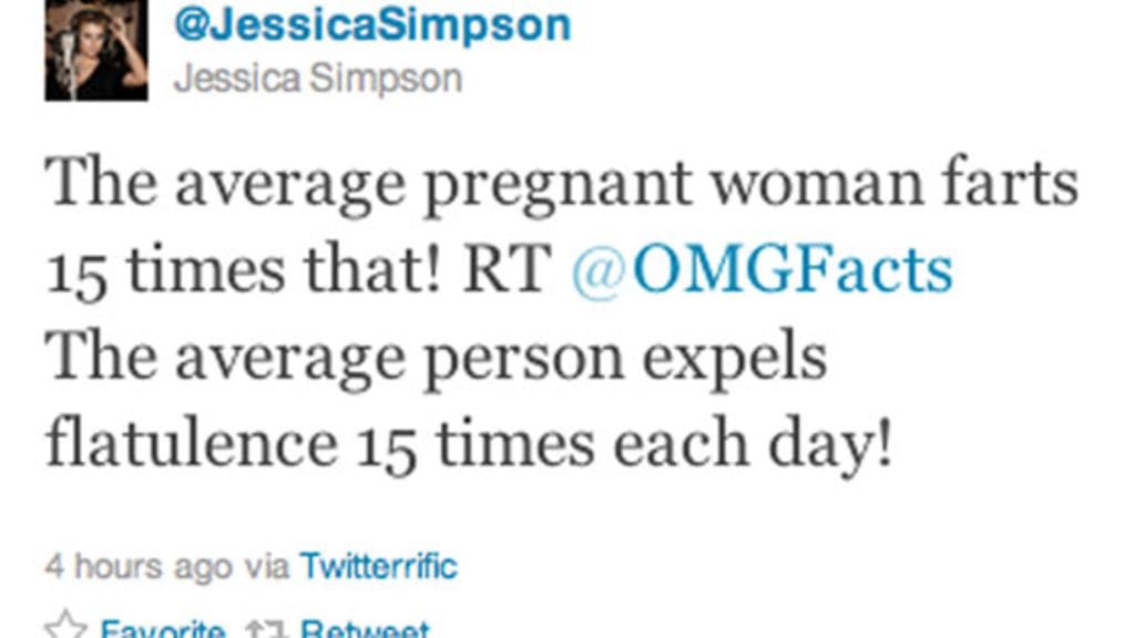 Raskaana oleva  laulaja Jessica Simpson möläyttelee myös sosiaalisessa mediassa.