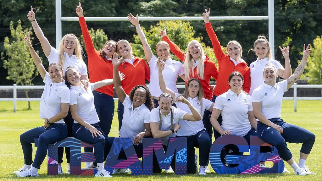 Useampi Iso-Britannian rugbymaajoukkueen pelaajista oli mukana kampanjassa.