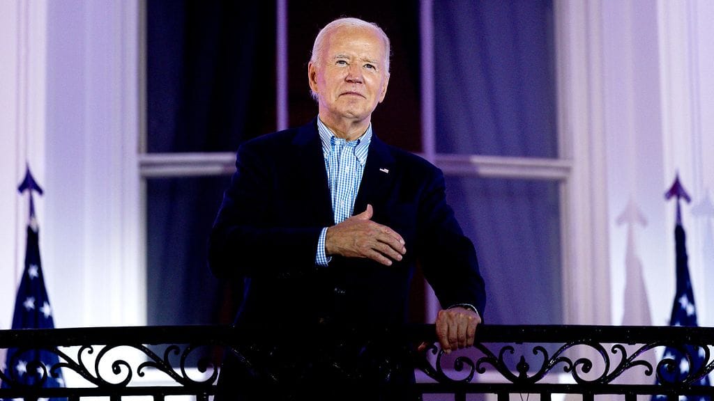 Yhdysvaltojen presidentti Joe Bidenin jaksaminen on herättänyt epäilyksiä epäonnistneiden julkisten esiintymisten vuoksi.