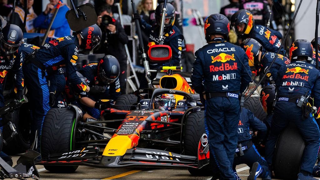 Sergio Perezin asema Red Bullilla on jälleen F1-varikon kuumia puheenaiheita.