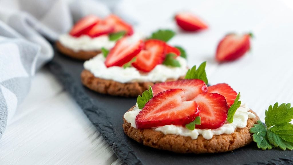 Mascarponea, tuorejuustoa, ricottaa vai kenties smetanaa?