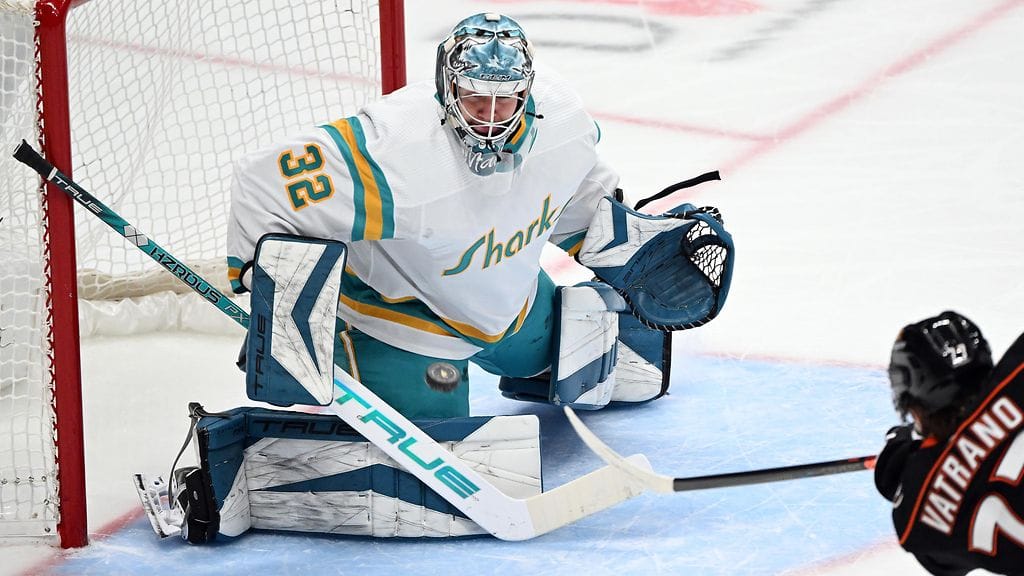 Eetu Mäkiniemi (kuvan numero 32).