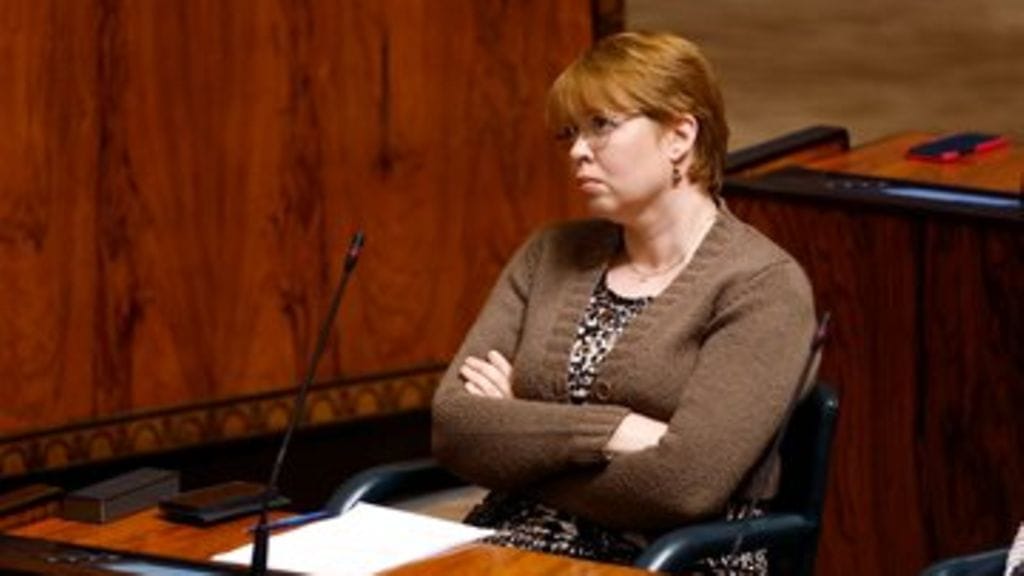 Anna Kontula eduskunnan täysistunnossa.